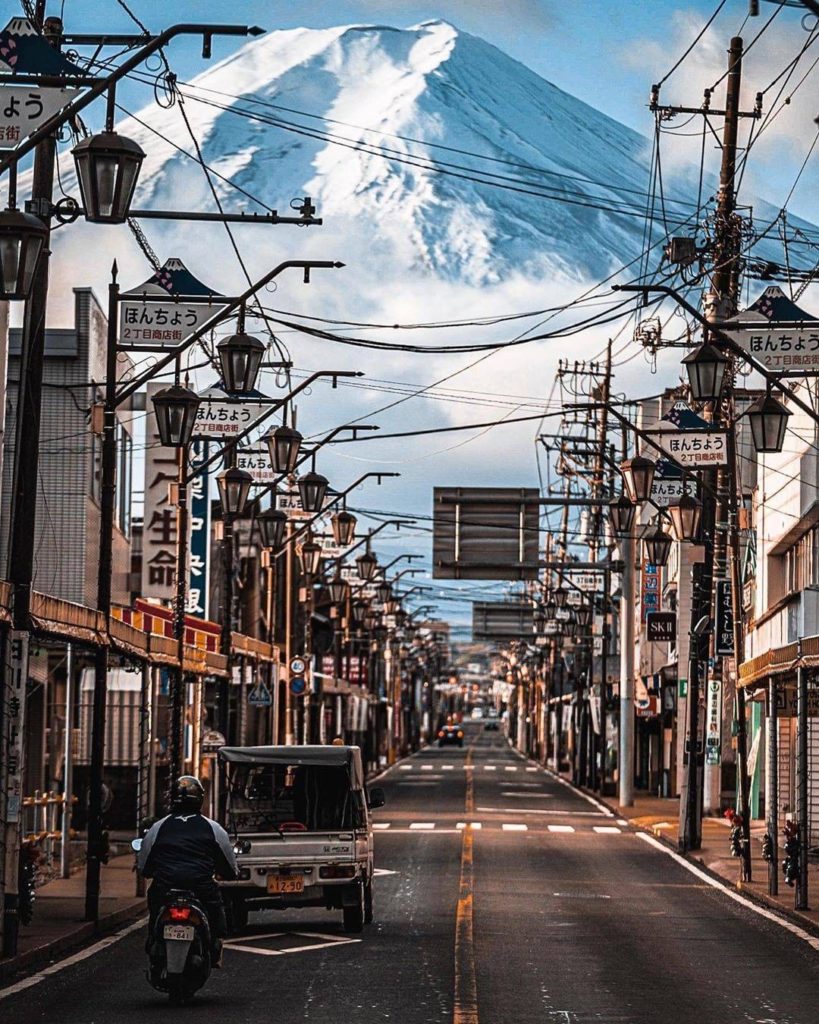 Japan Travel: Street views, taken to the next level…
: @ebi_times
—–⠀
#Fujiyoshida, #Jap… Street views, taken to the next level...
: @ebi_times
-----⠀
#Fujiyoshida, #Jap...