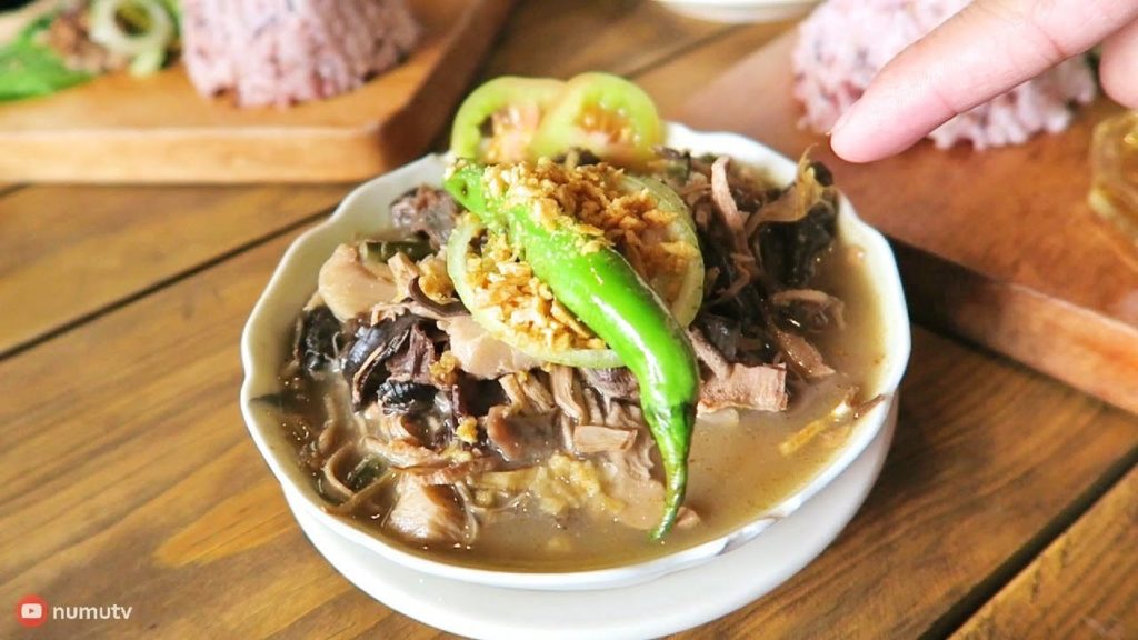 Trying FILIPINO FOOD in BAGUIO CITY | Amazing Baguio Food Crawl! Trying FILIPINO FOOD in BAGUIO CITY | Amazing Baguio Food Crawl!