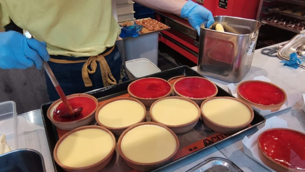 YUMMY Strawberry CHEESE TART in JAPAN Pablo Mini