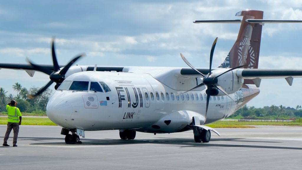 Onboard an Aerospatiale ATR-72-600 with Fiji Link from Nadi to Suva – FJ7 Trip Report (4K) Onboard an Aerospatiale ATR-72-600 with Fiji Link from Nadi to Suva - FJ7 Trip Report (4K)