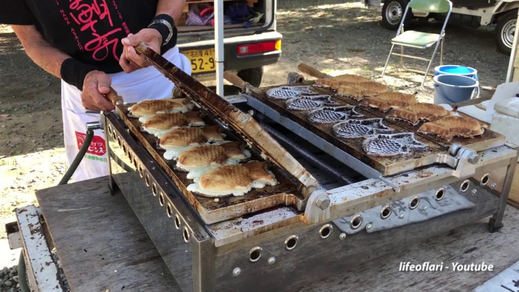 Japanese Street Food - Taiyaki (No Talk No BGM)