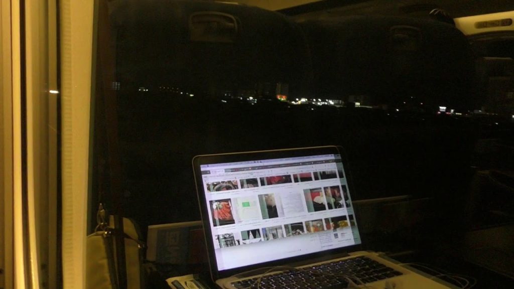 N700系新幹線 S8編成 さくら570号 新大阪行き 福山駅から岡山駅間 N700系新幹線 S8編成 さくら570号 新大阪行き 福山駅から岡山駅間