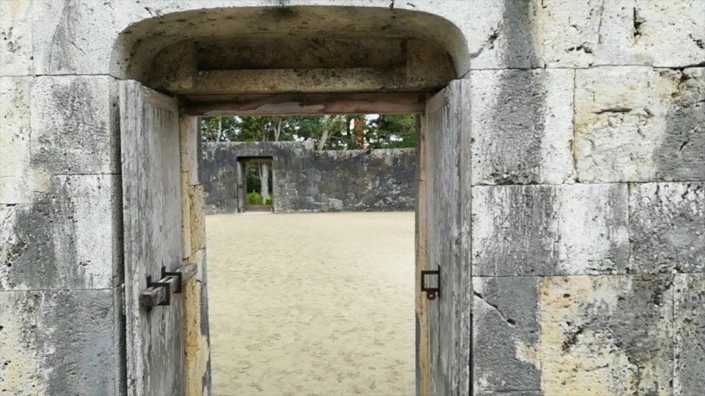 Mausoleo de Tamaudun en Naha Mausoleo de Tamaudun en Naha