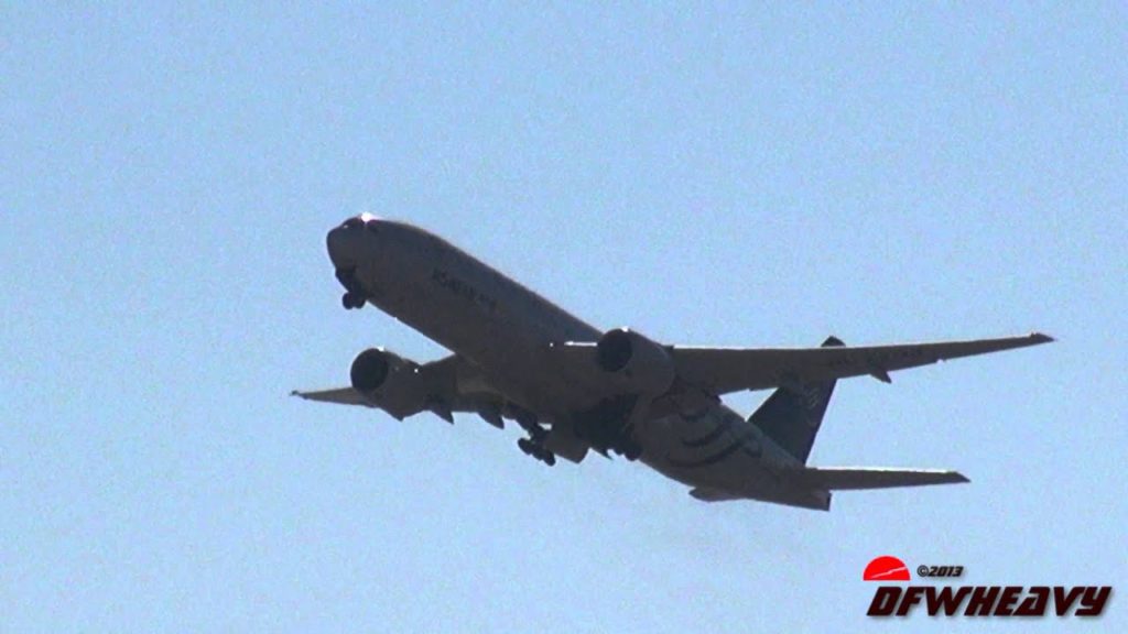 Korean Air "SkyTeam" 777-2B5/ER [HL7733]