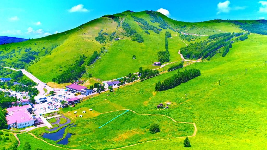 Drone Japan 4k 絶景 ドローン 空撮自然風景映像 夏の車山高原 ニッコウキスゲ 空中遊覧 DJI PHANTOM4PRO  Kurumayama aerial Cruise