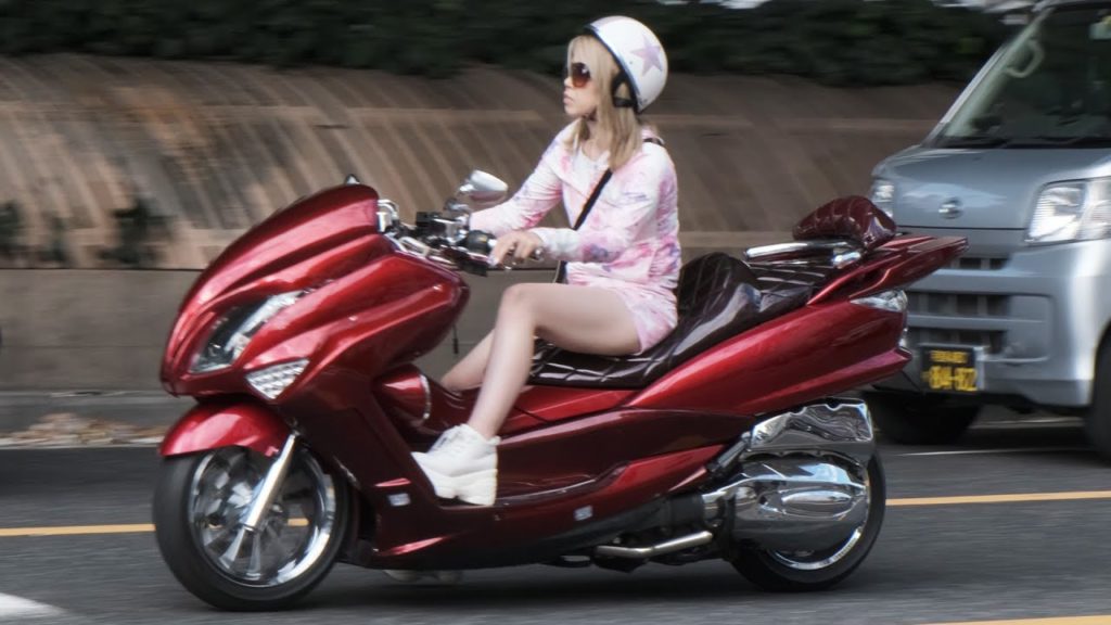 Downtown Osaka - Random Japan