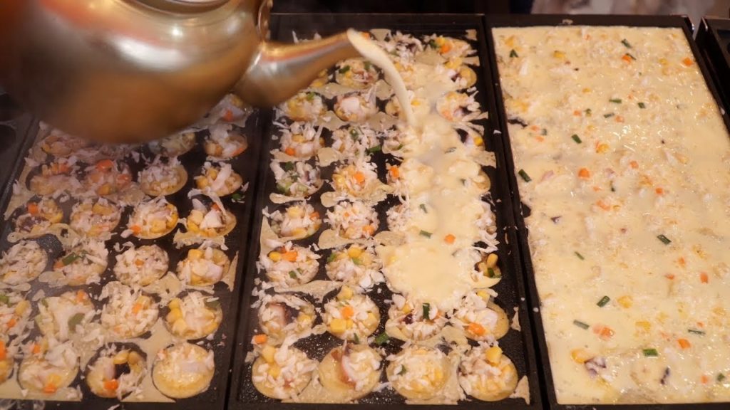 엄청난 토핑! 치즈 타코야끼 오코노미야끼 - 타코방 How to Make Japanese Cheese Okonomiyaki, Takoyaki - Korean Street Food