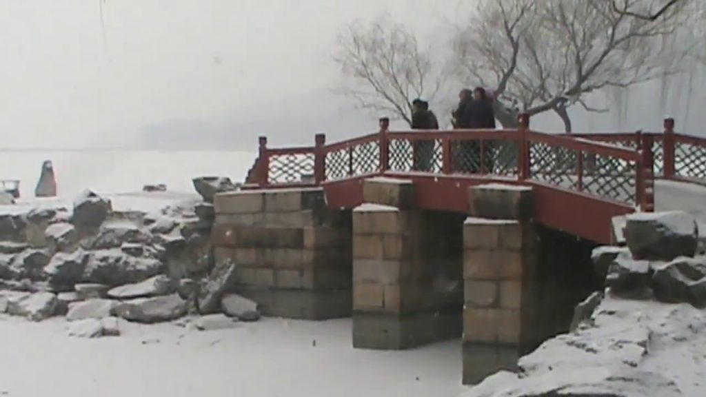 Snowfall at the Summer Palace(Yíhéyuán), Beijing, China.