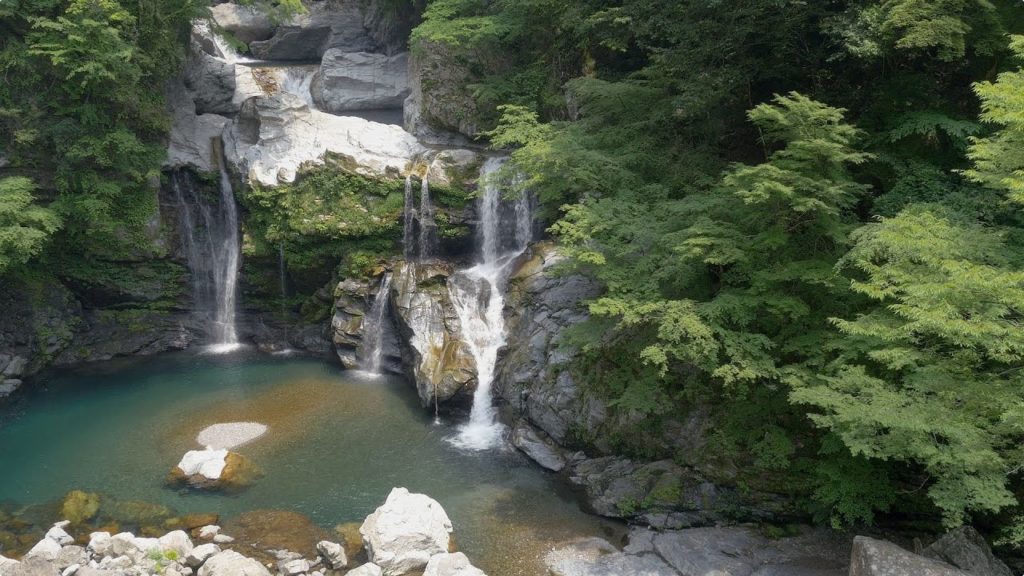 Waterfall in Japan 4K (Ultra HD) - 大轟の滝／徳島