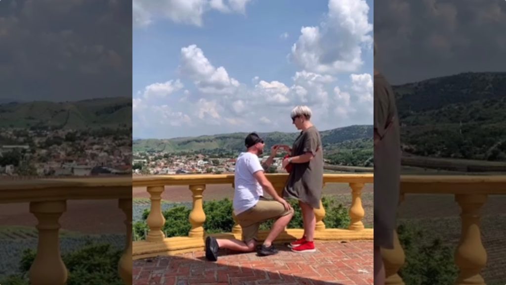 Tequila, a distillery and a wedding – Mexico Travel Vlog 8 Tequila, a distillery and a wedding - Mexico Travel Vlog 8