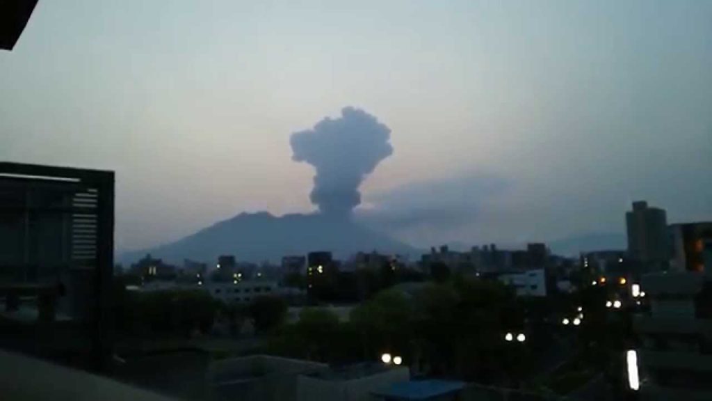Moment of Eruption – Volcano Sakurajima in Kagoshima Japan – (05:17, 18 April 2015) Moment of Eruption - Volcano Sakurajima in Kagoshima Japan - (05:17, 18 April 2015)