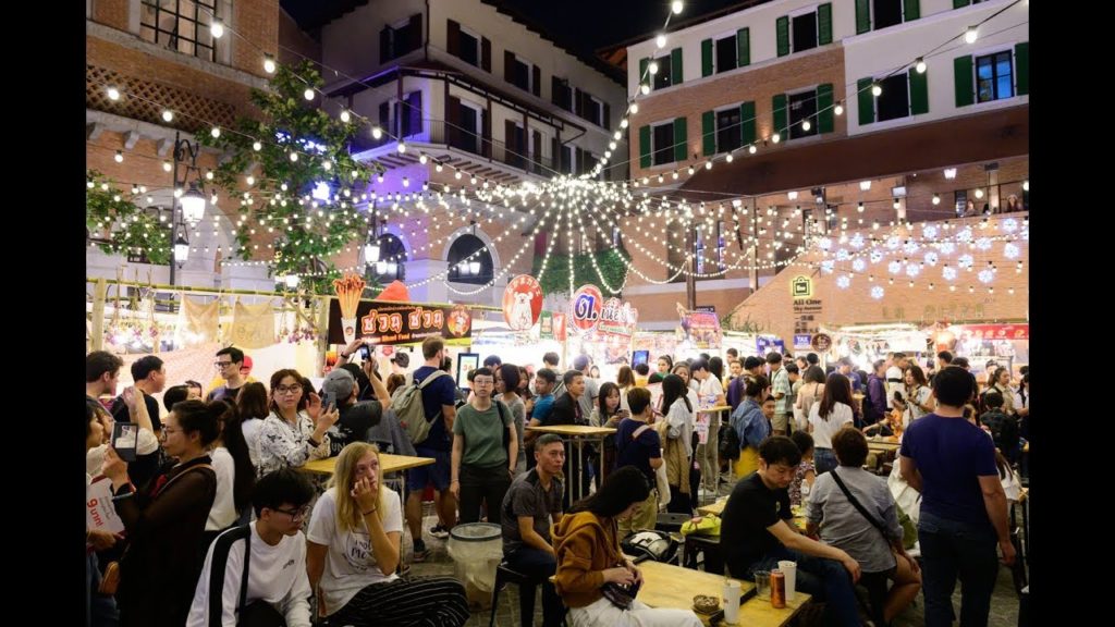 [4K] 2020 Walk around "One Nimman" one street food market in Chiang Mai