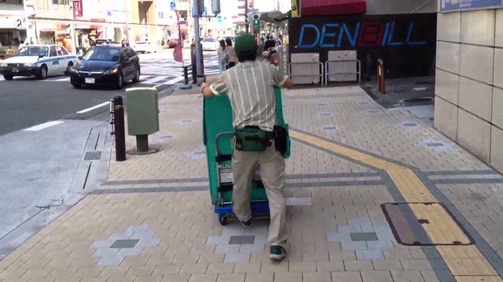 Japan Skateboard-style Delivery Man