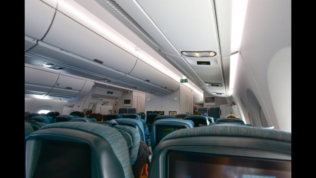 Economy Class | Cathay Pacific CX118 Auckland to Hong Kong Airbus 350-900 (Review #35) Economy Class | Cathay Pacific CX118 Auckland to Hong Kong Airbus 350-900 (Review #35)