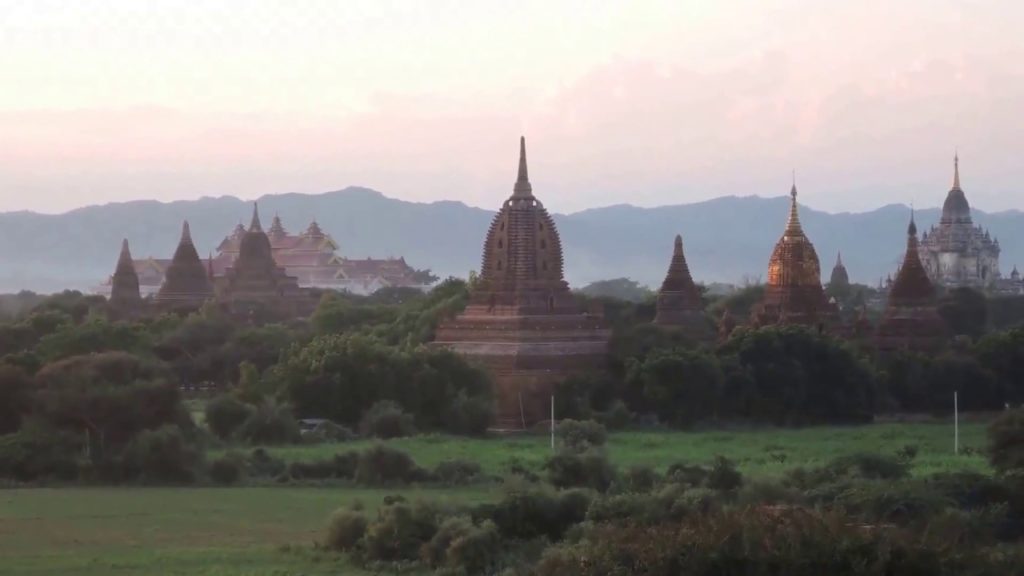 【絶景】世界一美しい夕焼け ミャンマー バガン パゴダ群の夕景! / Old Bagan Superb view! 【絶景】世界一美しい夕焼け ミャンマー バガン パゴダ群の夕景! / Old Bagan Superb view!
