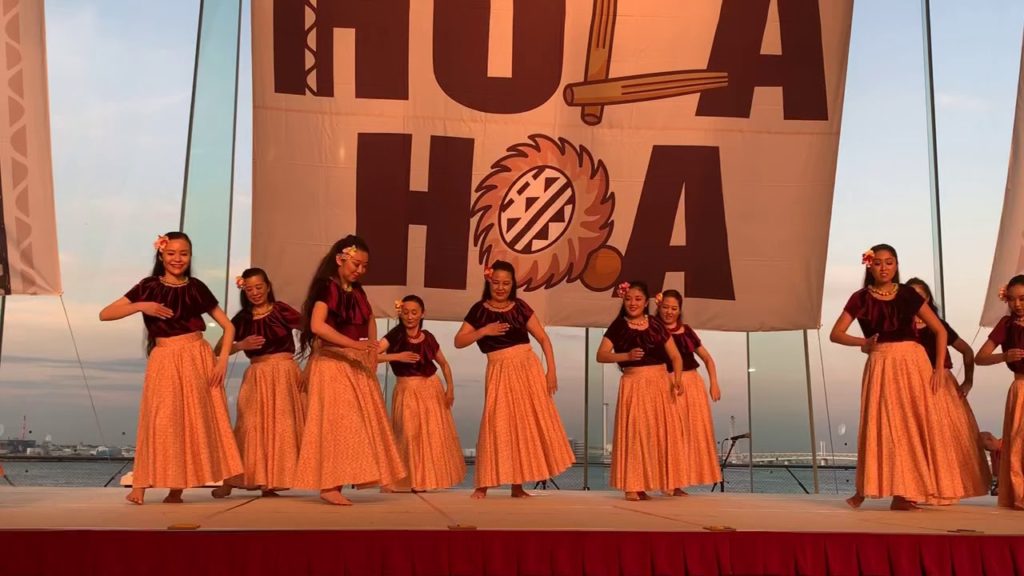 【カ・フラ・ホア　2019】フラハラウ～カレイヒイマクア～による【Melia（メリア）】Josh Tatofi