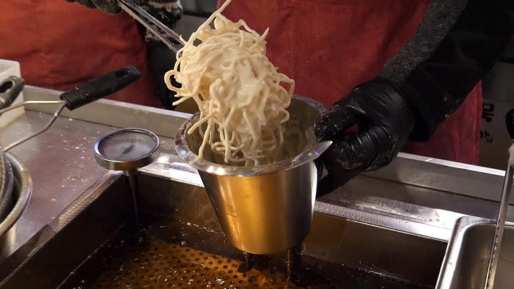 진미채 치즈 오징어 튀김 / fried cheese squid / korean street food 진미채 치즈 오징어 튀김 / fried cheese squid / korean street food