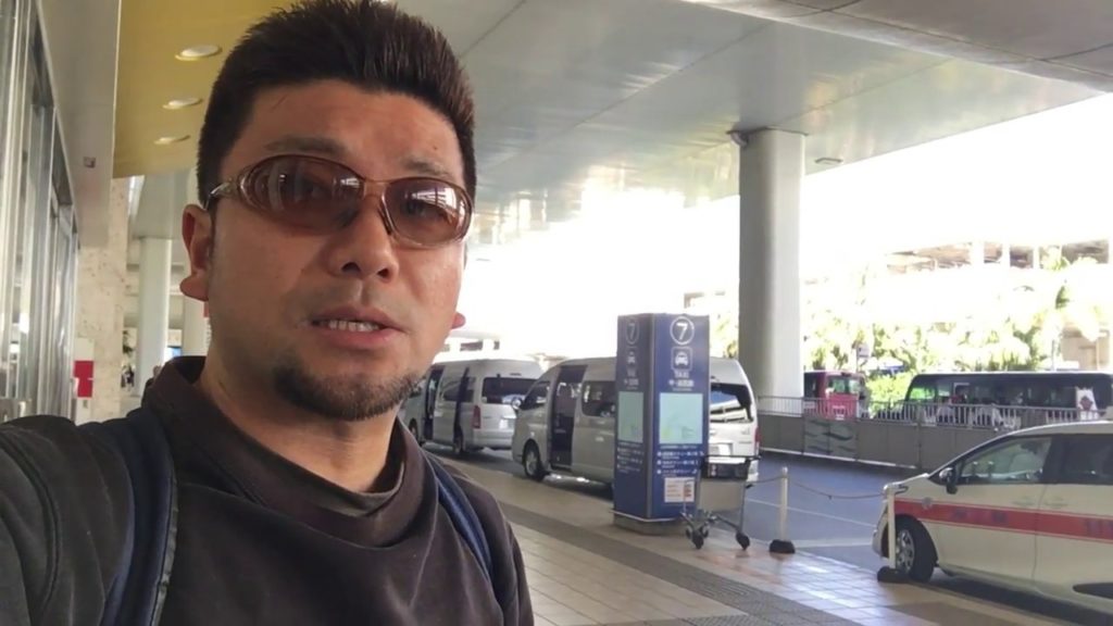 アキーラさん沖縄到着！17年ぶりの沖縄！本島1周＋離島！那覇空港！arriving at Okinawa in Japan(Naha-airport)
