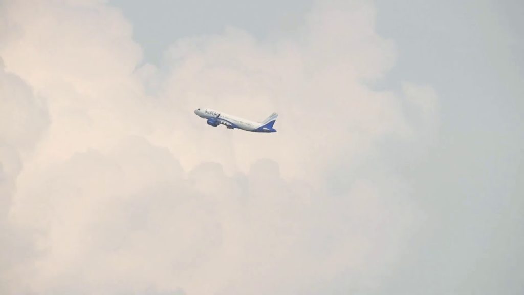 IndiGo A320neo Take Off for Kolkata