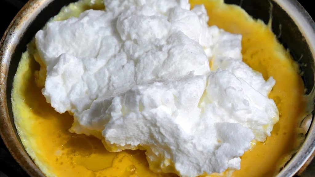 Cloud Shape Soft Egg Souffle Omelette / korean street food / 구름모양 폭신폭신 부들부들 계란 수플레 오믈렛