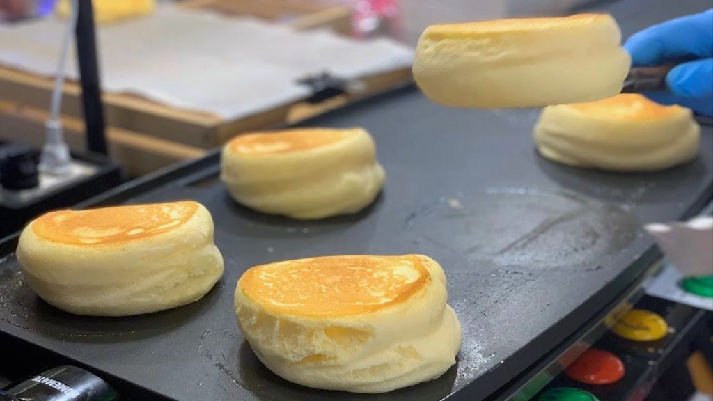 Golden Fluffy Nutella Souffle Pancake – Bangkok Street Food Golden Fluffy Nutella Souffle Pancake - Bangkok Street Food