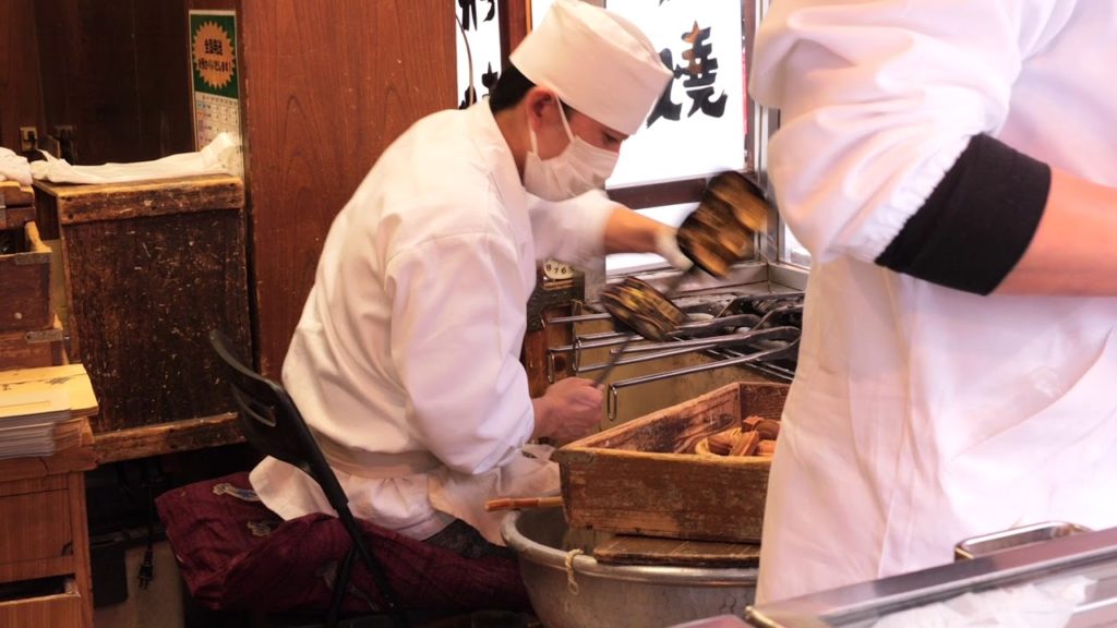Japanese street food tokyo sweets - Ningyoyaki/人形焼  in Asakusa,Tokyo