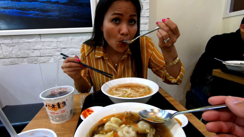 More Dumplings and Train Ride | Taipei-Kyoto Vlog 08 More Dumplings and Train Ride | Taipei-Kyoto Vlog 08