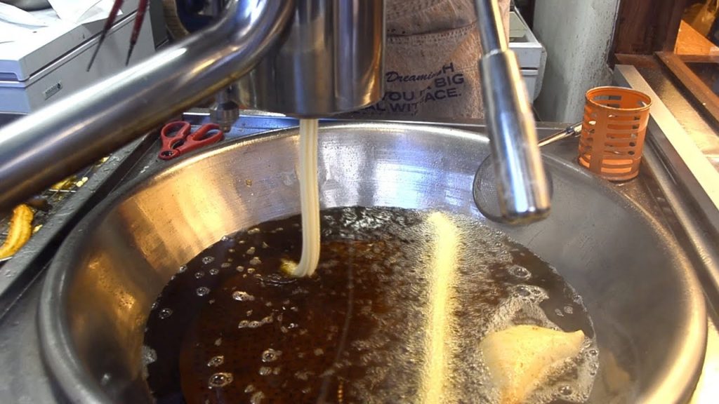Japanese Street Food - Making machine Churros /How to make Churros