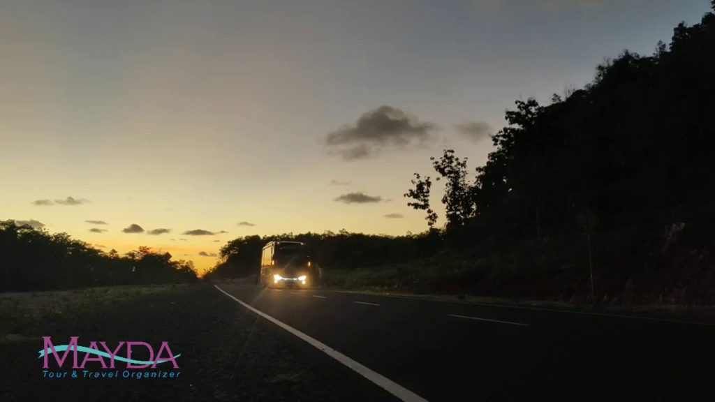 [Story WA] Pesona Bus Pariwisata