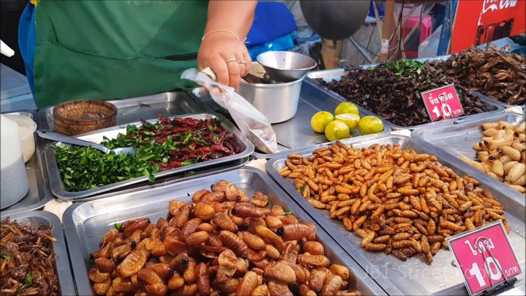 Street Food fried insects Phuket in Thailand 2020 // JB1 STREET FOOD 🥘🥚😍 Street Food fried insects Phuket in Thailand 2020 // JB1 STREET FOOD 🥘🥚😍