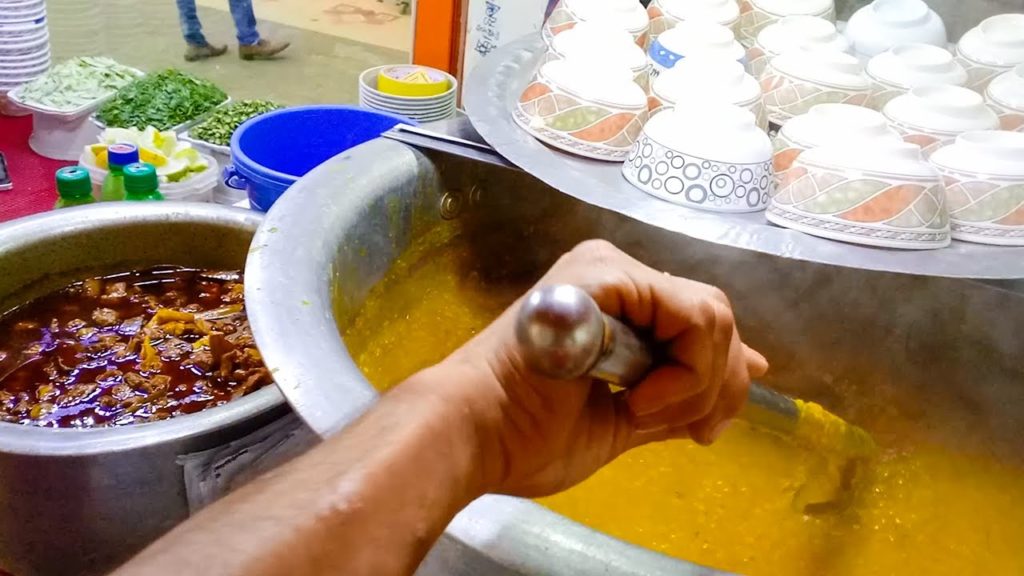 CHICKEN CHOTPOTI: Chotpoti Making Skill in Street | Very Tasty Street Food | Indian Street Food