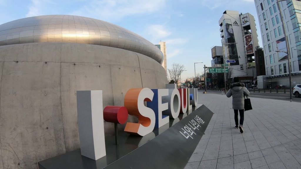 【4k】동대문 디자인 플라자 Walking around Dongdaemun Design Plaza, Seoul Korea