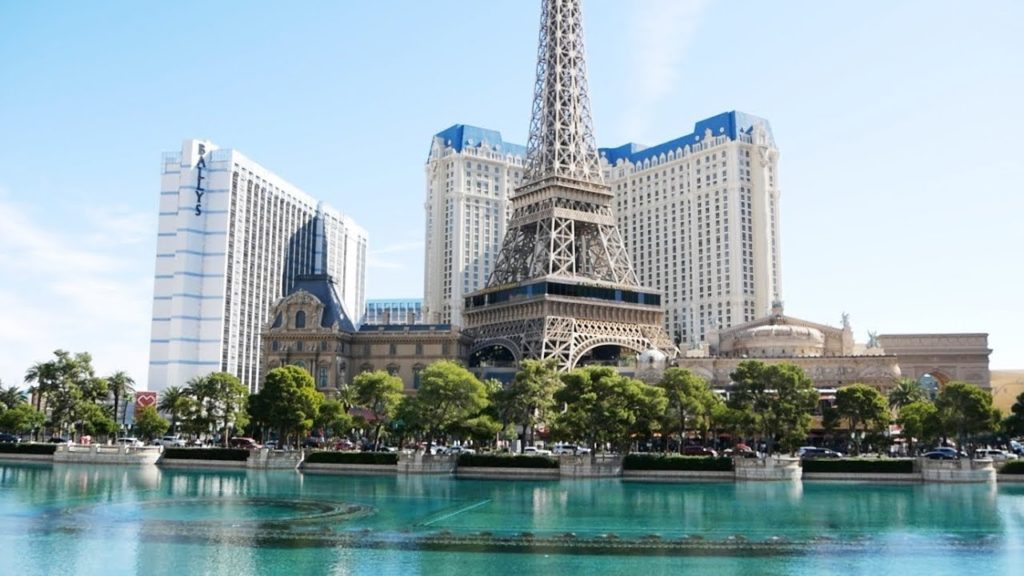 PARIS Las Vegas and Bally's Las Vegas walk PARIS Las Vegas and Bally's Las Vegas walk