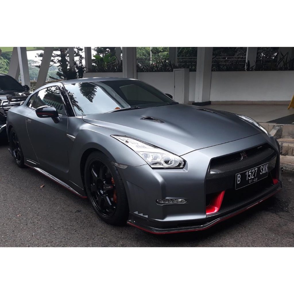 Matte black Nismo! 
Photo  @autogespot .
.
.
.
.
Follow the Crew:  @Nissan_GTR_L...