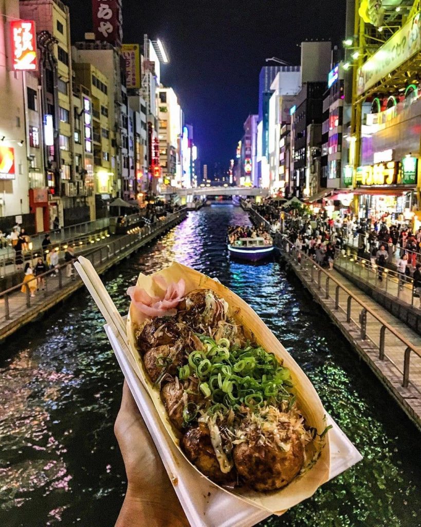 When in Osaka... #takoyaki
Reposted from @colourthesun
~
~
We couldn't agree mor...