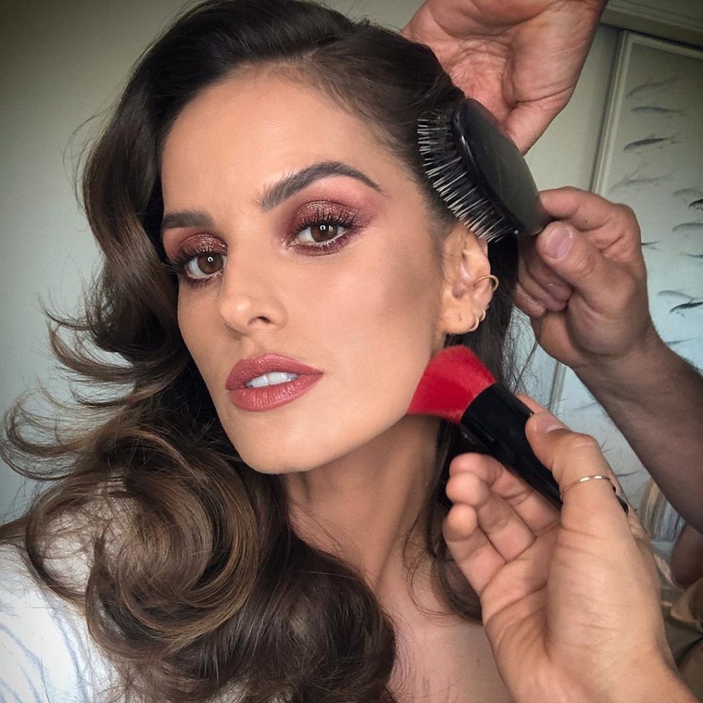 SHISEIDO: Brush up on your blending skills like model @izabelgoulart and SHISEIDO Celebrit… Brush up on your blending skills like model @izabelgoulart and SHISEIDO Celebrit...