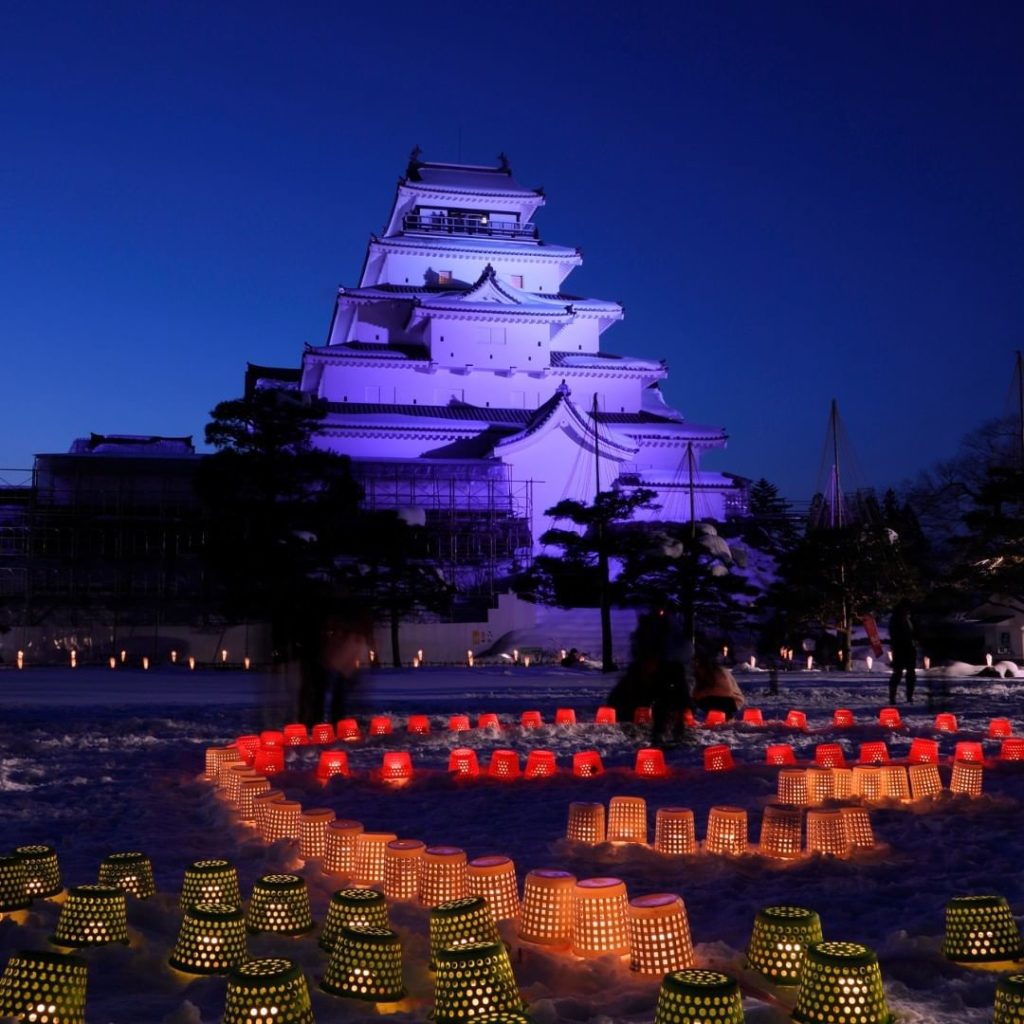 Visit Japan: Every February, over 10,000 candles light up the night and create magical reflec… Every February, over 10,000 candles light up the night and create magical reflec...