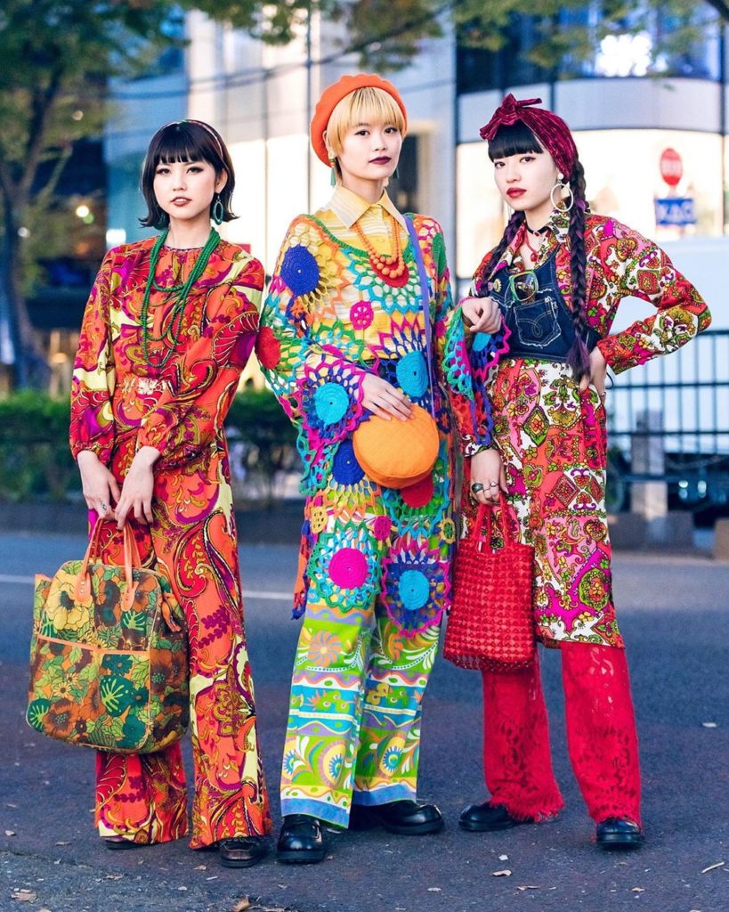 Asahi (@asahi5298), Seira (@24SEIRA24), and Sakura (@sakura__ra_ra) on the stree...
