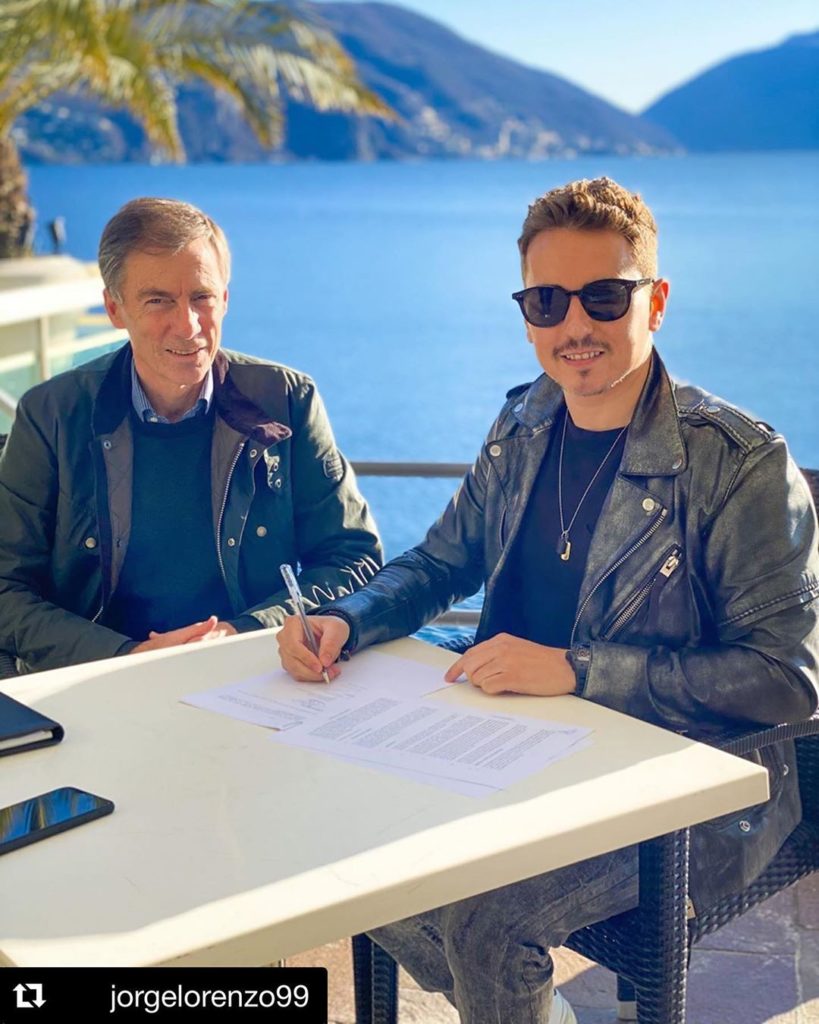 Yamaha MotoGP: #Repost @jorgelorenzo99
・・・
“We signed our first contract in 2006, before even … #Repost @jorgelorenzo99
・・・
“We signed our first contract in 2006, before even ...