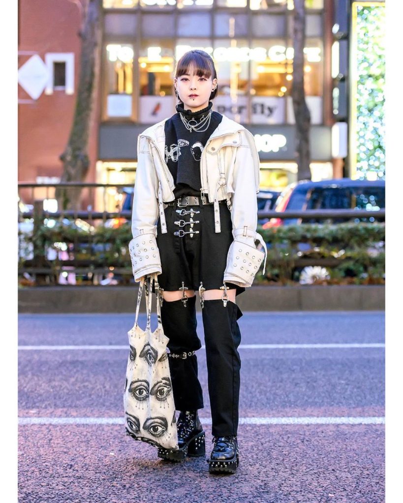 17-year-old Japanese student Moena (@_anoyumede_) on the street in Harajuku wear...