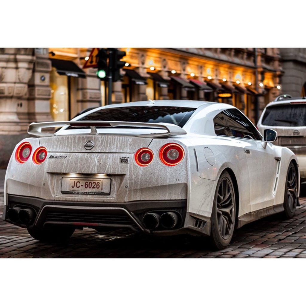 Dirty girl! 
Photo  @autogespot .
.
.
.
Follow the Crew:  @Nissan_GTR_Lovers
@Cl...