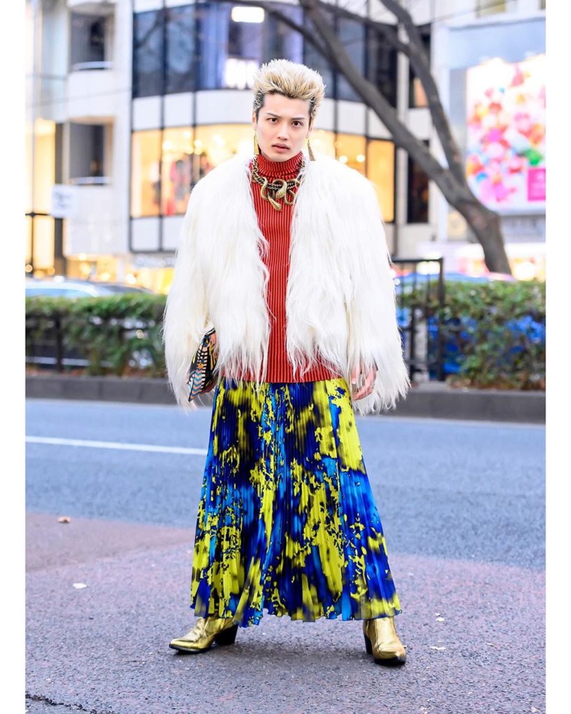 Japanese college student and aspiring tech entrepreneur Shun (@madonna.77768) on...