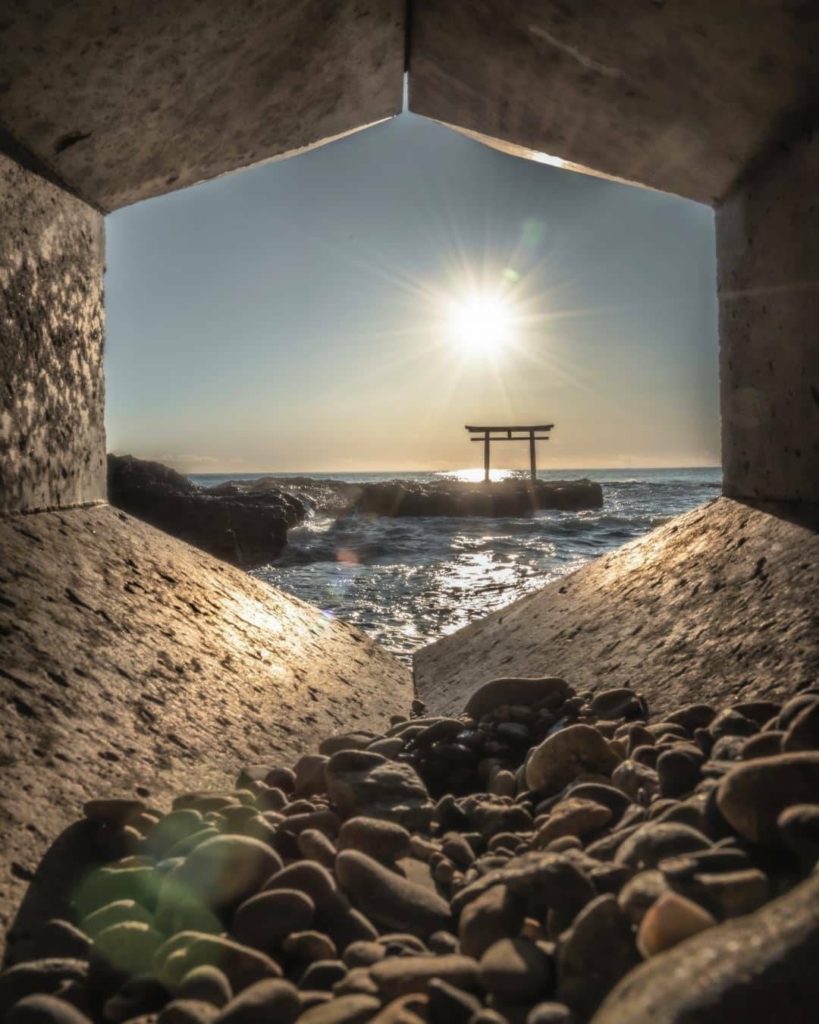 Japan Travel: A window to the ocean = a window to the soul
: @ko_uske
—–β£β
Oarai Isosaki S… A window to the ocean = a window to the soul
: @ko_uske
-----β£β
Oarai Isosaki S...