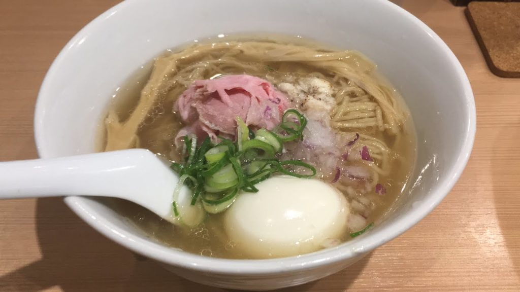 GOLDEN BREAM RAMEN and INTESTINE TSUKEMEN in Shinjuku - Crazy Shinjuku Ramen Tour!