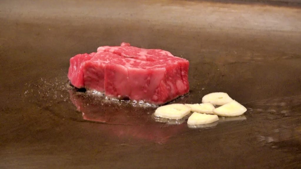 Quick lunch abalone and dice shaped steak course | teppanyaki in Japan