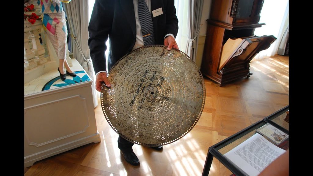 Switzerland (2012) Day 7-2 Oberhofen: Museum of Clocks and Mechanical Music; Thun