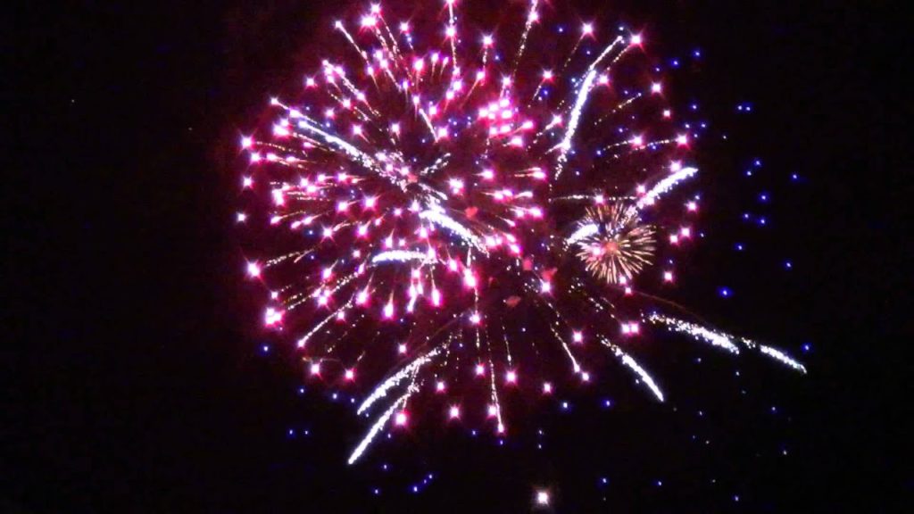 Hokkaido Travels 北海道旅行 壮瞥町側洞爺湖花火