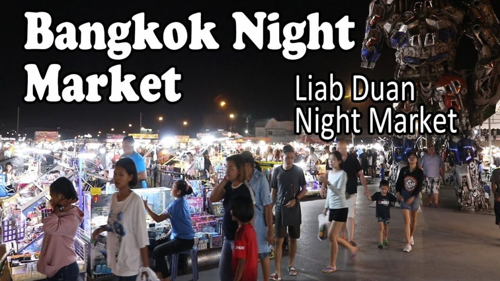 Bangkok Night Market: Street Food & Shopping at Liab Duan Night Market in Bangkok Thailand
