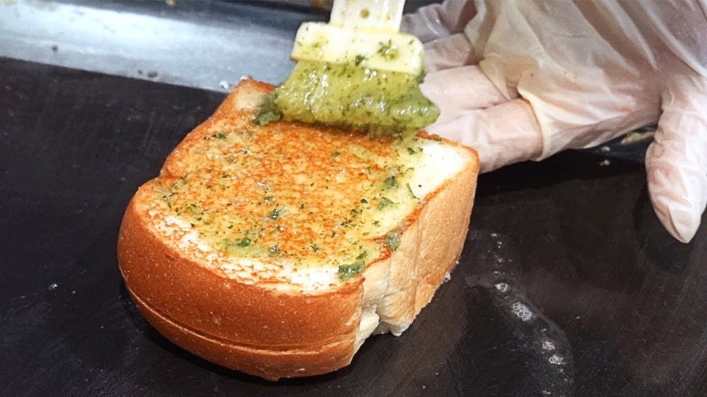 갈릭토스트 Garlic Toast with Egg, Bacon & Cheese - Korean Street Food