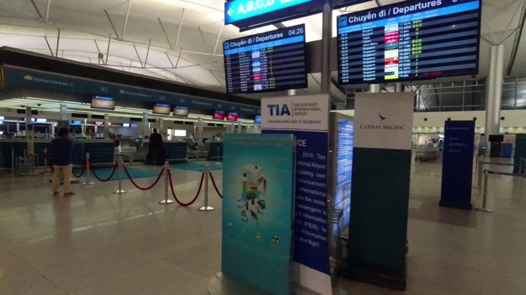 Tan Son Nhat International Airport(タンソンニャット国際空港) - Ho Chi Minh, Vietnam - 4K